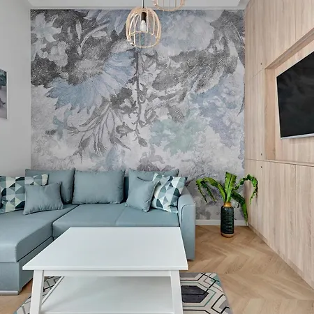 Appartamento Lion - Nicea Apartament With Parking & Ac