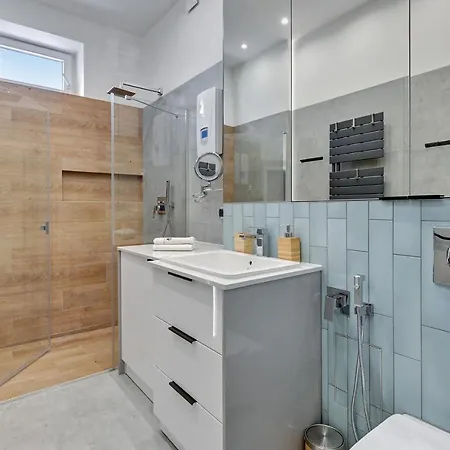 Lion - Nicea Apartament With Parking & Ac Sopot