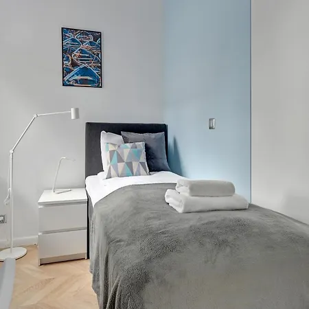 Appartamento Lion - Nicea Apartament With Parking & Ac